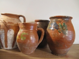 Oude brocante aardewerken kan hoogste model