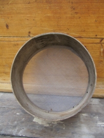 Oude houte zeef rond medium