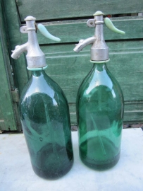 Brocante green seltzer soda bottle
