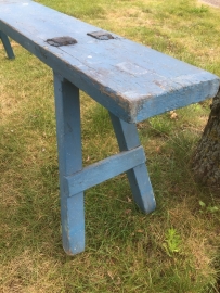 Antieke lange houten bank