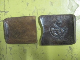 Oud lederen etui