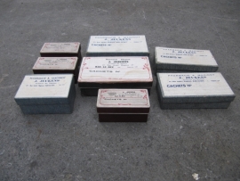 8 stuks oude ongebruikte Franse medicijndoosjes