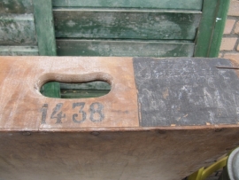 Brocante gave houten opslagkist