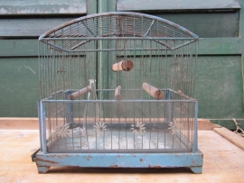 Metal French blue birdcage