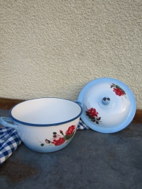 Franse brocante schaal met deksel
