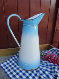 Brocante Franse waterkan in blauw/wit