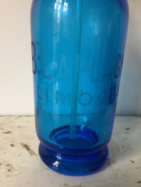 Old blue seltzerbottle