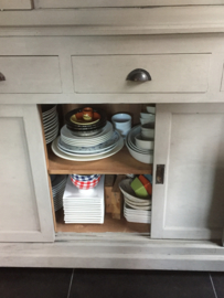 Grote teakhouten kast
