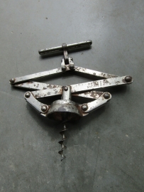 Franse brocante zigzag kurkentrekker