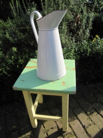 Brocante witte emaille water- of melkkan