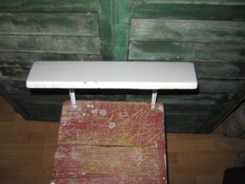 Brocante wit emaille planchetje