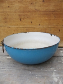 Beautiful brocante rare enamel bowl with handle