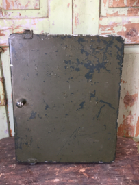 Oud aluminium kastje