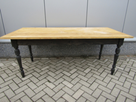 Brocante houten tafel