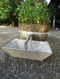 Brocante  houten mand/bak met hengsel
