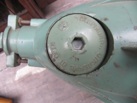 Oude industriële kooilamp