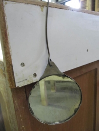 Old rond mirror
