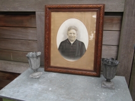 Beautiful very old oak frame with photo