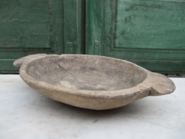 Antieke houten deegbakje