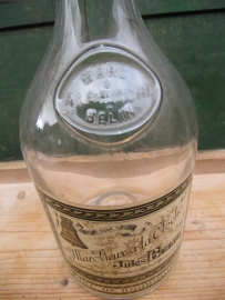 Oude fles met etiket (5 liter)