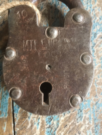 Ijzeren hangslot met sleutel