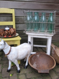 Brocante galvanized milk crate with 12 bottles of 1 liter