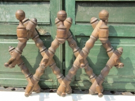 Brocante wooden peg scissors