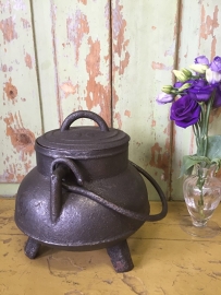 Very old cast iron small pot with 3 legs and lid