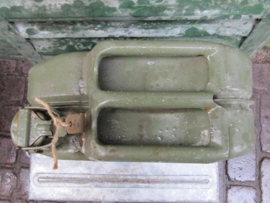 Brocante jerrycan van 20 liter