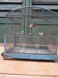 Metal French blue birdcage