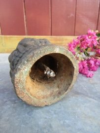 Antiek gietijzeren "kroontje"