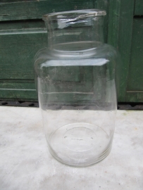 Glass jar of 4 liters