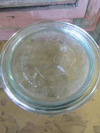 Oude weckpot met deksel