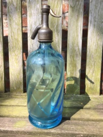 Old blue seltzerbottle