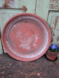 Grote terracotta schaal