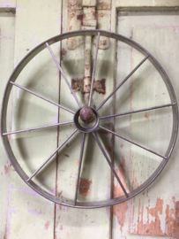 Brocante metalen taartenverdeler