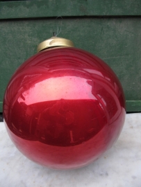 Big old red glass Christmas ball or heksenbal