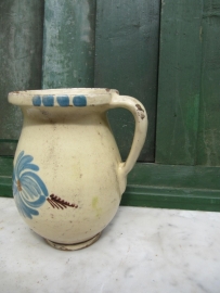 Hungarian can with flowers