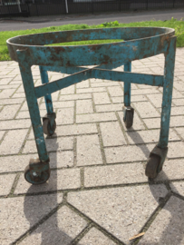 Oud metalen rond frame
