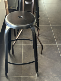 Bartafel met 2 krukken