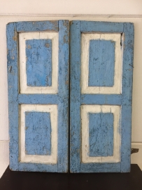 Set of 2 shutters nice blue colour