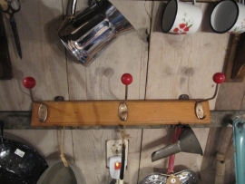 Brocante hanger with 3 hooks