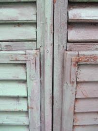 Antieke houten set luiken zeegroen