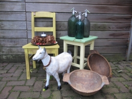 Brocante groene spuitfles met 12 facetten