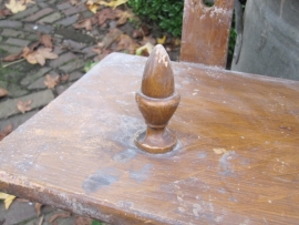 Heel oud brocante wandrek of legplank