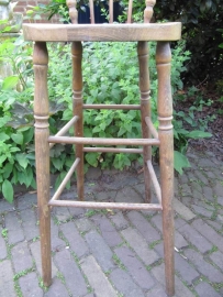 Hoge (bar) kruk/stoel met leuning