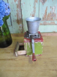 Brocante (decorative) coffee grinder