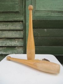 Frans brocante houten kegels per set