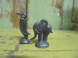 Set of two small tin animals