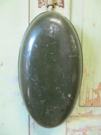 Antiek metalen schaal